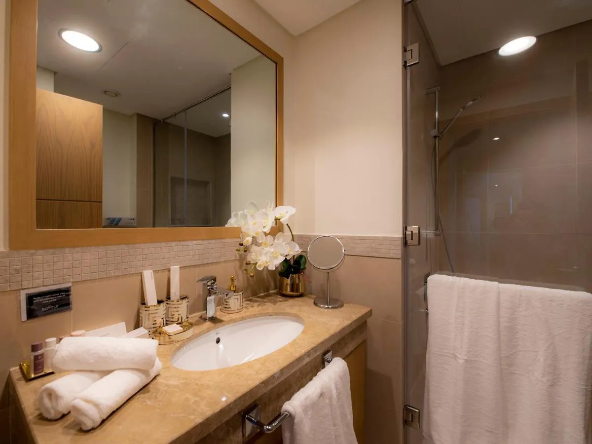 Apartment First Class 2Br With Full Dubai Skyline & Sea View