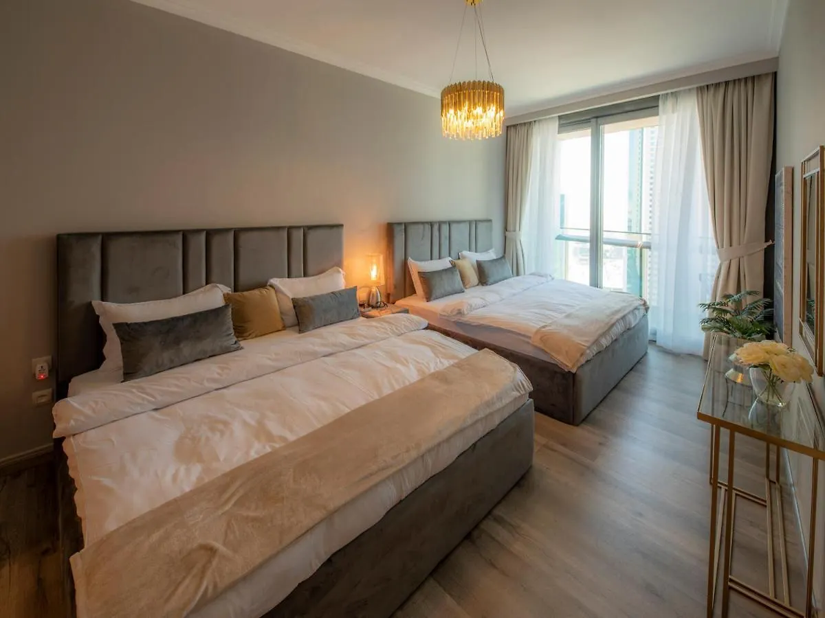 First Class 2Br With Full Dubai Skyline & Sea View