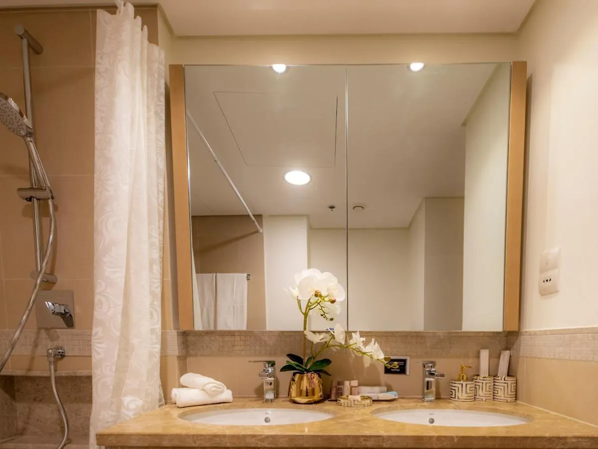 First Class 2Br With Full Dubai Skyline & Sea View 0*,